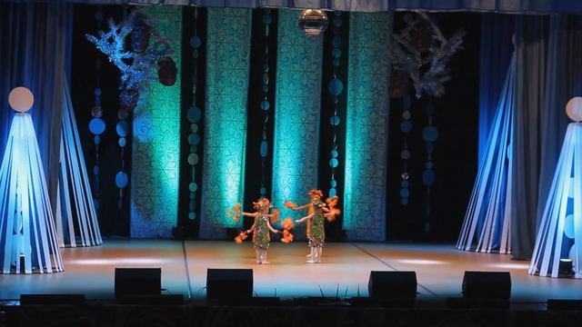 Accent dance - группа Краски_танец Осенний листопад смотреть онлайн
