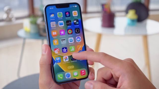 Apple IPhone 14 Review