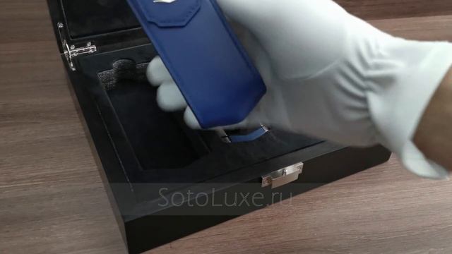 Vertu Signature S Design Stainless Steel Dark Blue смотреть онлайн