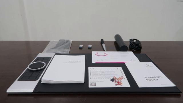 XP-Pen Deco Pro UNBOXING & MINI REVIEW смотреть онлайн