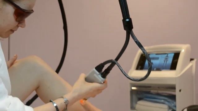 Лазерная эпиляция ног смотреть онлайн