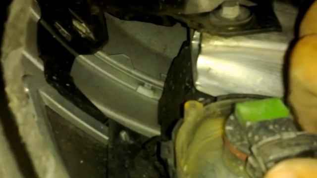 Mercedes Benz B-Class front noise or rattle