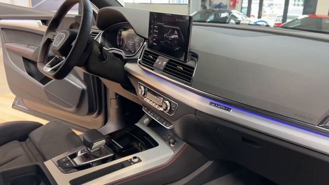 Audi Q5 - 40 TDI*QUATTRO*S-LINE*GRAVITY смотреть онлайн