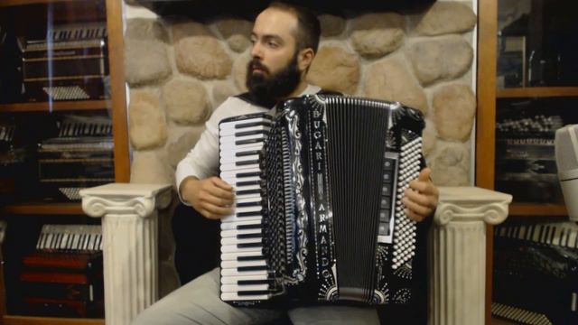 4028 - Black Decorated Bugari Champion C Piano Accordion LMMM 41 120 $4999 смотреть онлайн