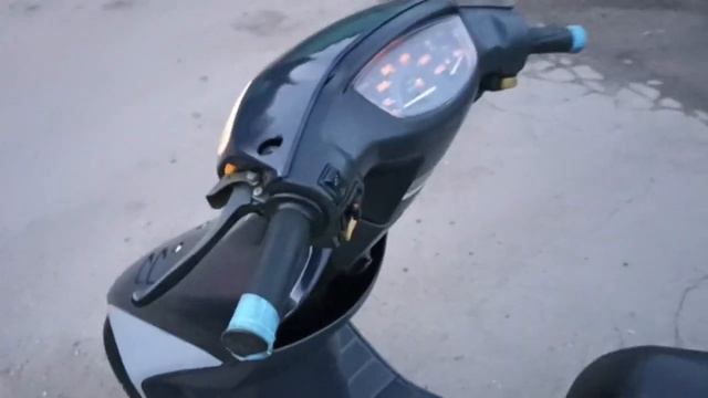 Honda Dio AF27 в вашем цвете - идеальный выбор для городского передвижения смотреть онлайн