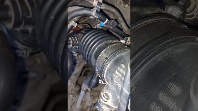 Ниссан алмера тино 1.8 Плавают обороты.Зависает оборот. смотреть онлайн