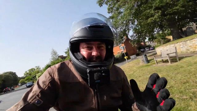 Brutally Honest Review Honda Africa Twin смотреть онлайн
