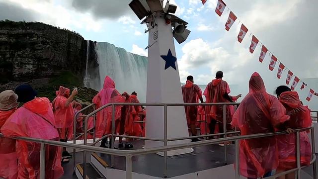 Niagara Falls - Hornblower Niagara Cruises Complete Boat Ride #1 Attraction & Top Things To Do смотреть онлайн