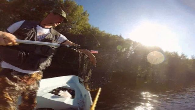 Открытие летнего рыболовного сезона на озере Бородинское 2014. Ленинградская область смотреть онлайн