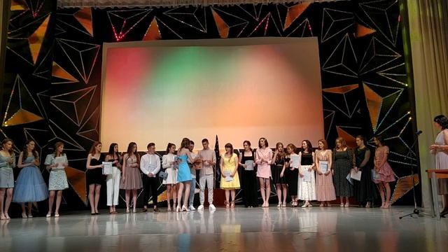 Вручение аттестатов в Долгодеревенской школе