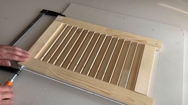 Не покупай мебельные жалюзийные двери. 100% способ делать их самому, без специнструмена и за копейк смотреть онлайн