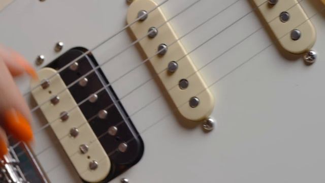 Raise Your Voice | The American Professional Series | Fender смотреть онлайн