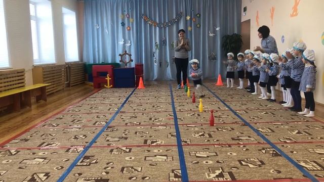 Поздравление воспитанников младшей группы детского сада "Акбузат" с ДНЕМ ЗАЩИТНИКОВ ОТЕЧЕСТВА. смотреть онлайн