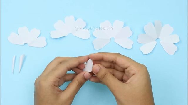 DIY White Rose Tutorial / How To Make White Roses / Handmade Paper Rose Idea / DIY Paper Flower смотреть онлайн