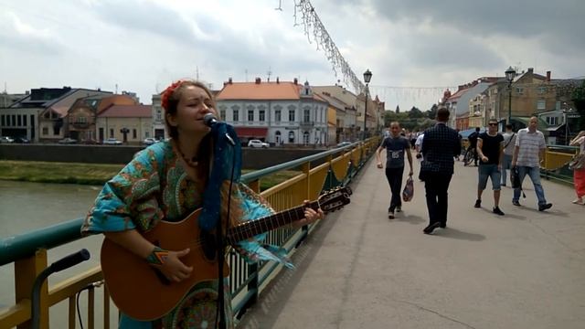 Индийские мантры в Ужгороде/Ана Шанти смотреть онлайн