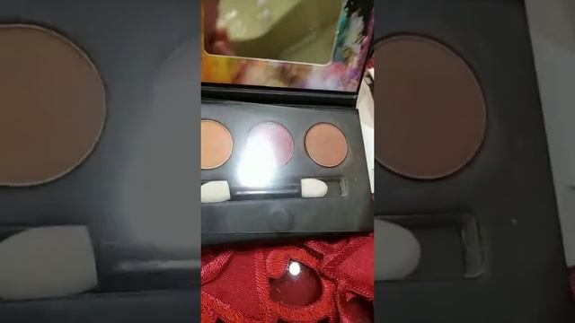 Обзор декоративной косметики Farmasi смотреть онлайн