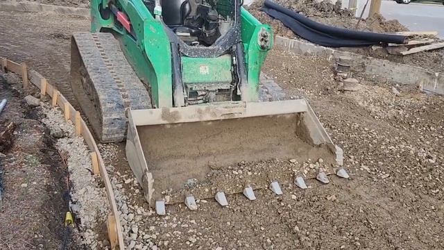 Ремонт дороги. Заглядываем из-за двора, что дальше. смотреть онлайн