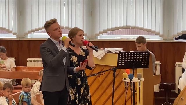 ОЧЕНЬ КРАСИВОЕ ПЕНИЕ «Как прожить на свете без любви?» - Дима, Алина Степаненко смотреть онлайн