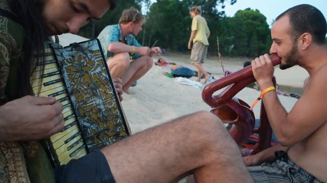 Didgeridoo Vs. Accordion - ZNA 2019 смотреть онлайн