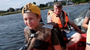 Большие лодки под 9,8