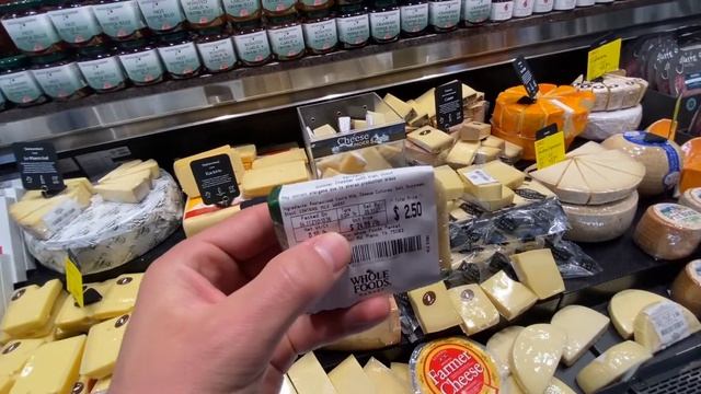 Whole Foods. Здоровое питание. Цены на сыр в США.