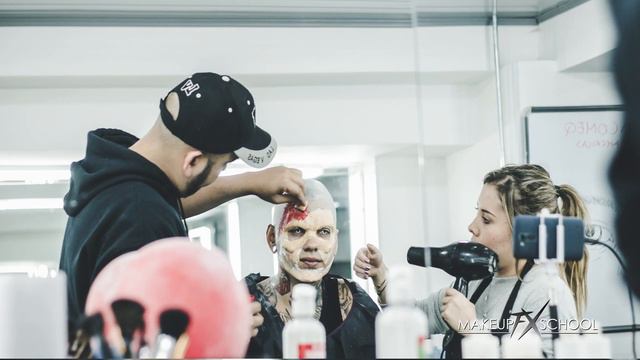 Nicolas Arrieta Zombie смотреть онлайн