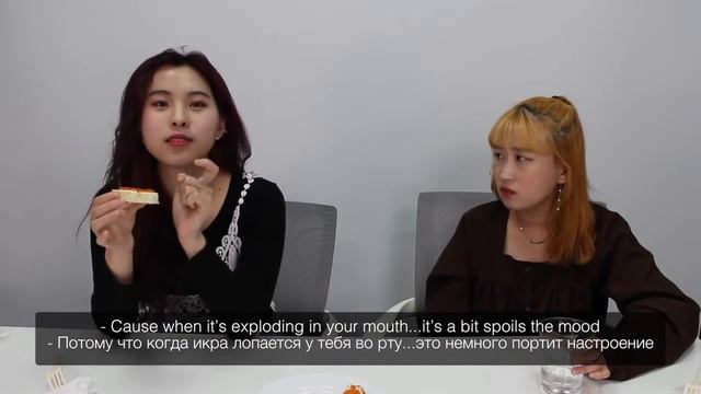 КОРЕЙЦЫ ПРОБУЮТ РУССКУЮ ЕДУ   Hitok