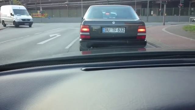 Lancia Thema 8.32 vs Alfa Romeo 166 смотреть онлайн