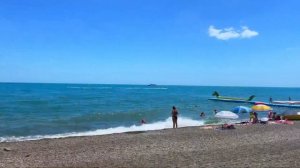 Солнечногорское ждет отдыхающих. Как выглядит пляж курортного поселка сегодня? Алушта, Крым 2022