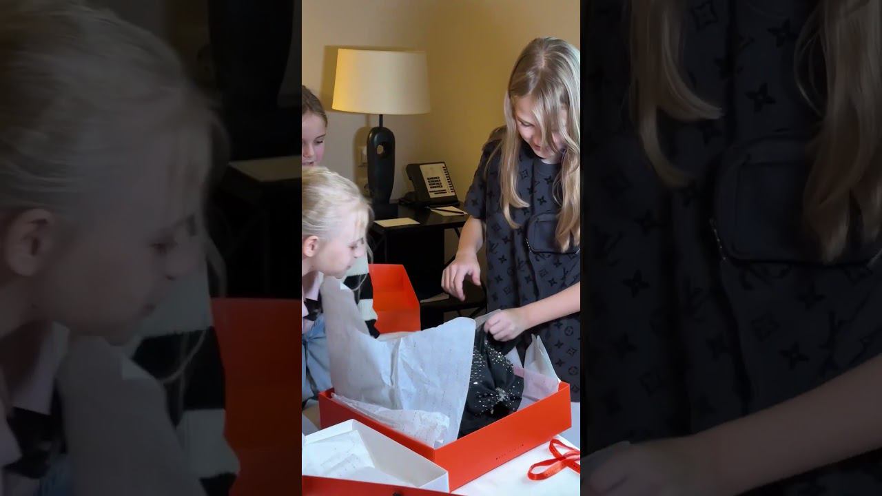 Дочки обрадовались сюрпризу! смотреть онлайн