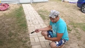 Садовая дорожка из б/у кирпича.Что с ней стало через год? Garden path made of used bricks.