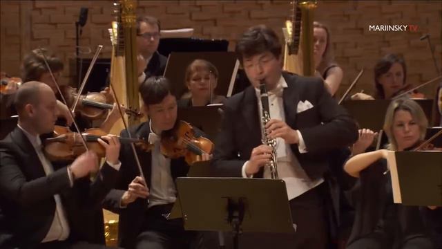 Debussy Rhapsody for Clarinet and Orchestra смотреть онлайн