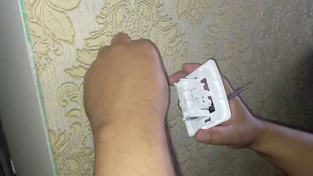 Светодиодные лампочки моргают или светятся в выключенном состоянии? Как мы решили эту проблему смотреть онлайн