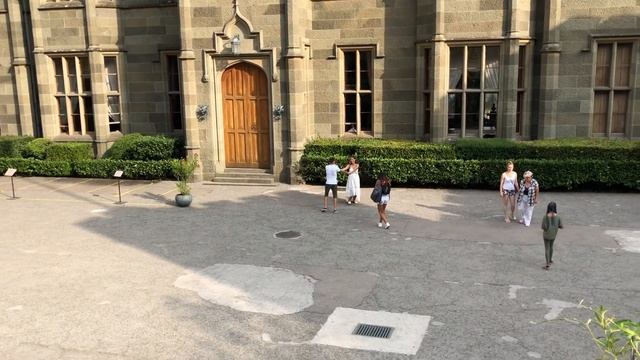 КРЫМ отдых 2020 - Розовое озеро, Сырная скала, Ялта, дворцы, гора Ай-Петри, Утёс, мыс Фиолент смотреть онлайн