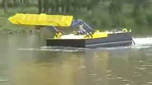 Катер  для очистки водоемов и рек от водорослей BERKY 6440