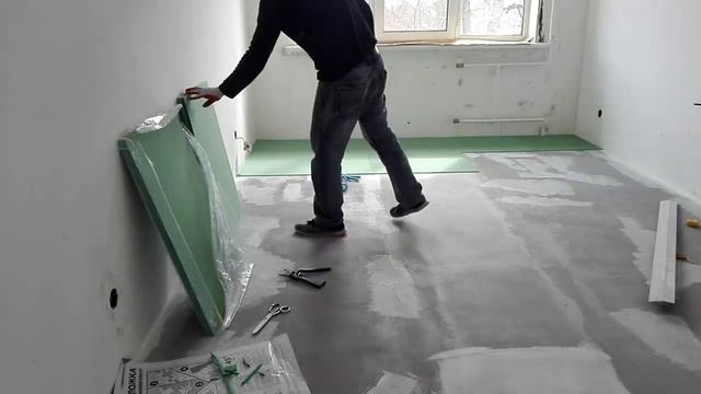 Вариант пола в хрущевке: полусухая стяжка+хвойная подложка. смотреть онлайн