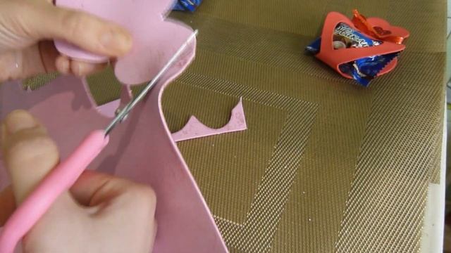 DIY/СУВЕНИР НА ДЕНЬ Св.ВАЛЕНТИНА/СЕРДЕЧКО ИЗ ФОАМИРАНА смотреть онлайн