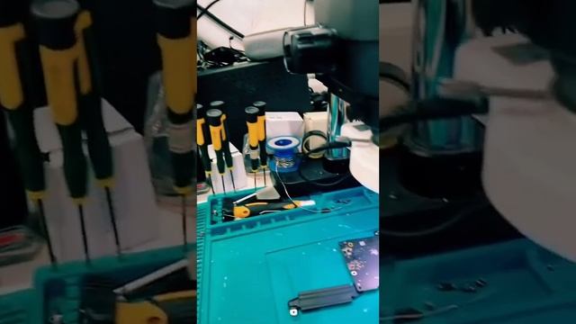 MACBOOK PRO M1 A2338 CONDENADO EM QUASE R$12.000,00 ???… TEM CONSERTO (Parte Final) смотреть онлайн