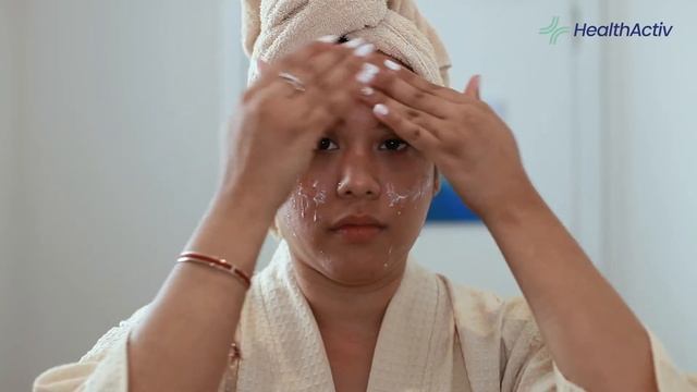 Routine Anti-Acné - La Roche Posay Effaclar смотреть онлайн