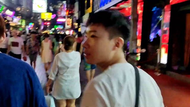 Новый Год Songkran на Walking Street в Паттайе