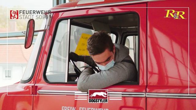 [OLDTIMER] Opel Blitz Aus Gebäude Abgeseilt +++ Feuerwehr Soest