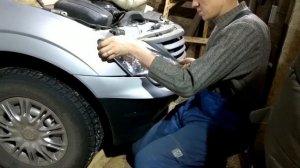 Замена обычных габаритных ламп на светодиоды, на ссангёнг актион спорт (пикап)