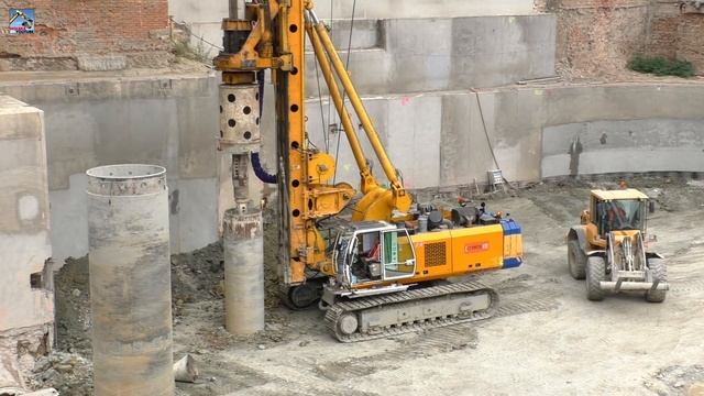 Bauer BG 36 and Volvo L60F смотреть онлайн