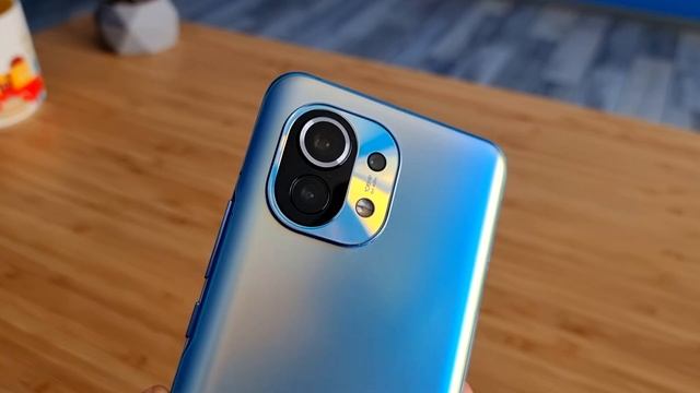 XIAOMI MI 11 - БЫСТРЫЙ ОБЗОР