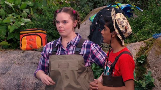 Hand Fishing Lessons | BUNK’D | Disney Channel смотреть онлайн