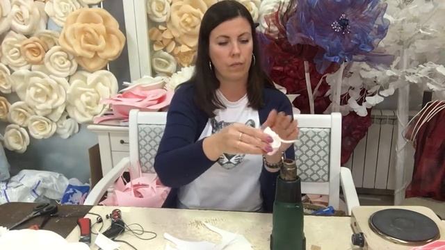 Как сделать шарик из остатков изолона смотреть онлайн