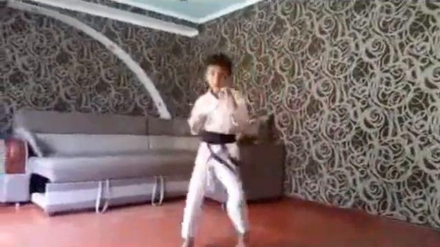 Таджикский боец бросил вьзов сьну Рамзана Кадирова