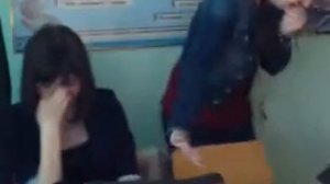 2 girls 1 cup girl's reaction / 2 девушки 1 чашка реакция школьницы