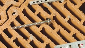 Монтаж окна в керамические блоки Porotherm