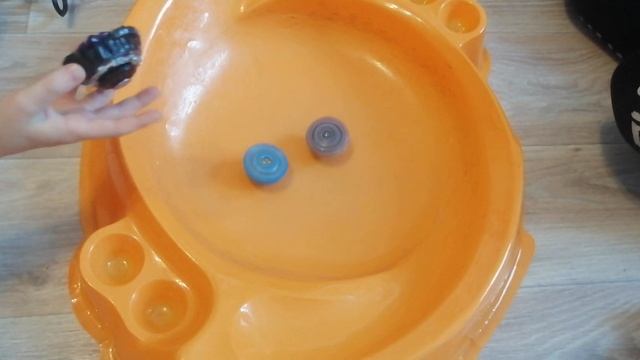 ТУРНИР 1 СЕЗОНА! КТО ЧЕМПИОН? БЕЙБЛЕЙД| BEYBLADE| shu and free смотреть онлайн